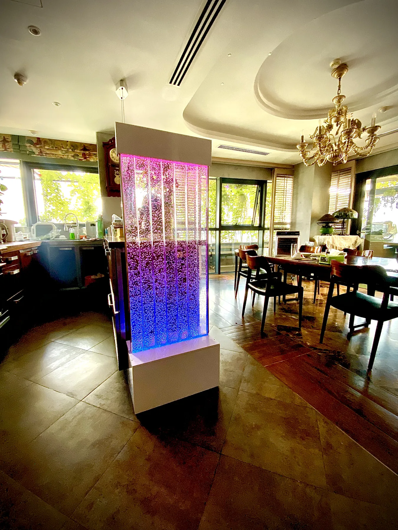 Vách bọt nước Acrylic Hưng Phú Trung - vách bọt nước tại nhà ở Quận 2 Vách bọt nước Acrylic Hưng Phú Trung - vách bọt nước tại nhà ở Quận 2